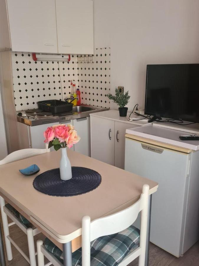 Apartments Triton Rogoznica  Luaran gambar