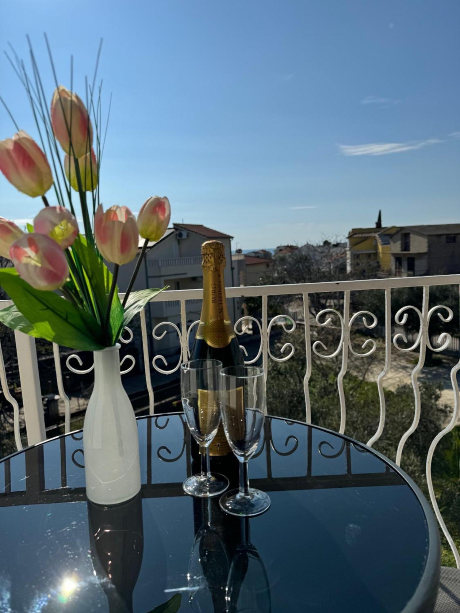 Apartments Triton Rogoznica  Luaran gambar