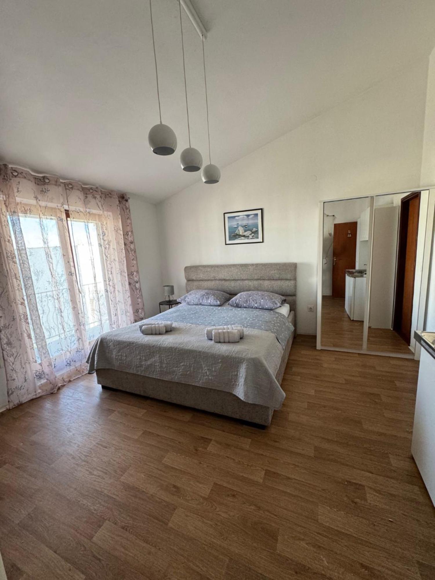 Apartments Triton Rogoznica  Luaran gambar